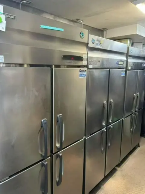 焼肉屋の居抜き物件の厨房