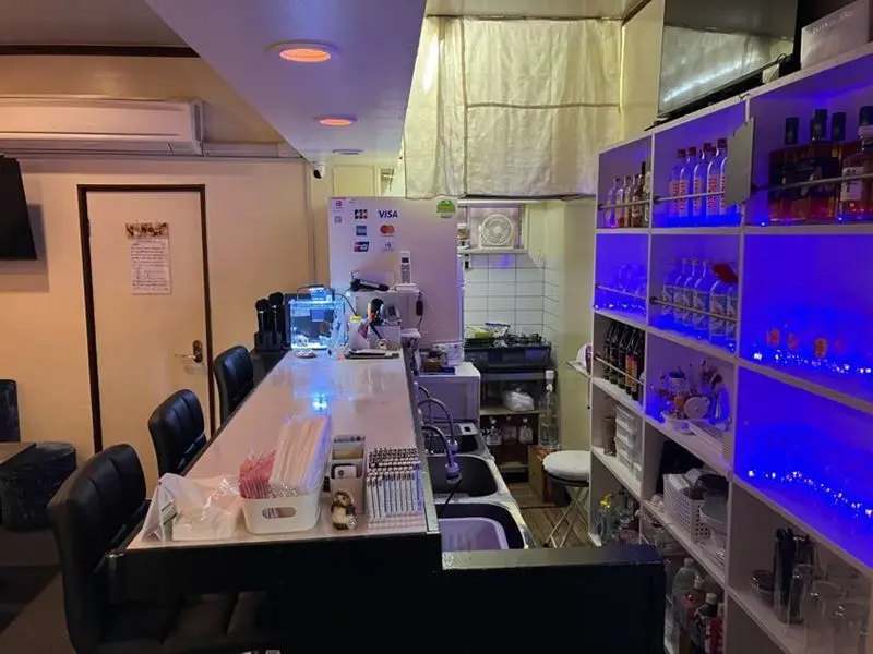 西川口のスナック・パブ居抜きの内装