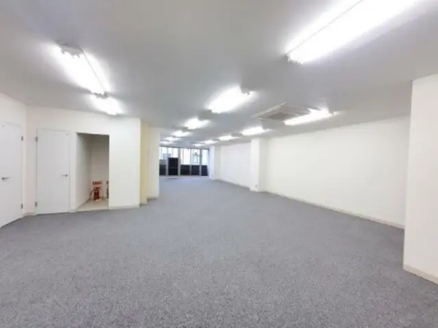 柏の事務所仕様店舗物件の内装