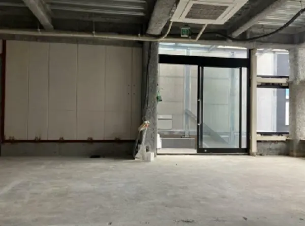 大和のスケルトン物件の内装