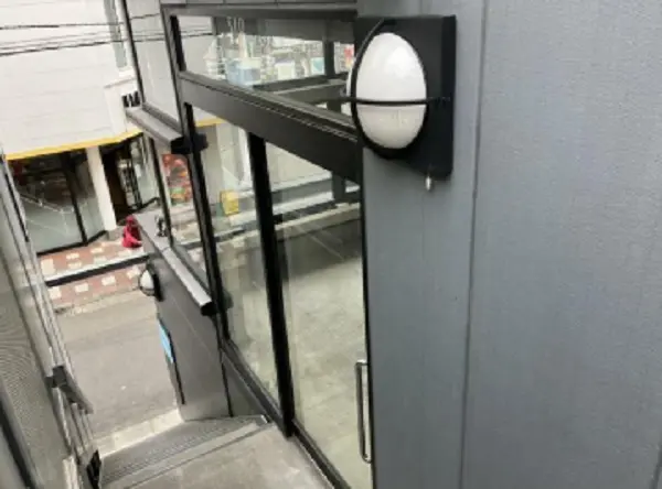 大和のスケルトン店舗物件の共用部