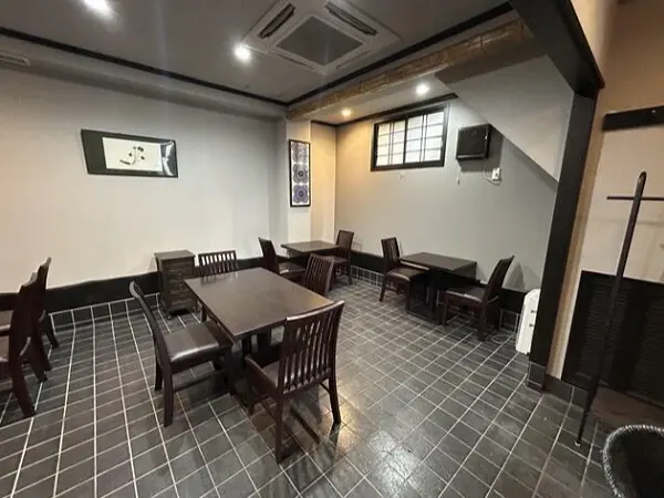 堀切菖蒲園の和食居抜きの内装