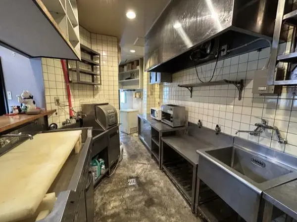 堀切菖蒲園の和食居抜きの厨房