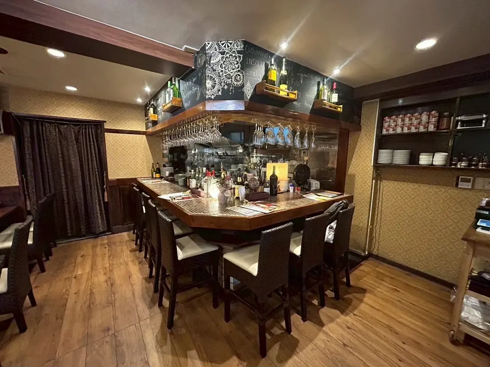 西小山の居抜き店舗のカウンター