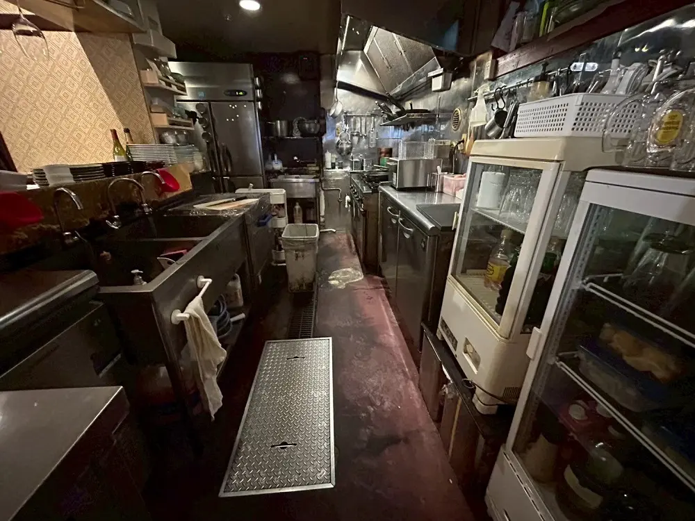西小山の居抜き店舗の厨房