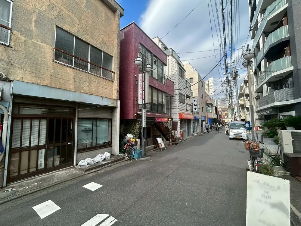 西小山の居抜き店舗の外観