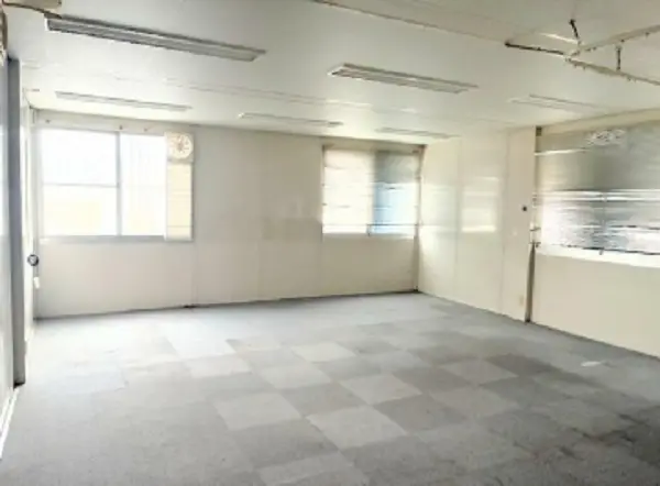 市川の事務所仕様物件の内装