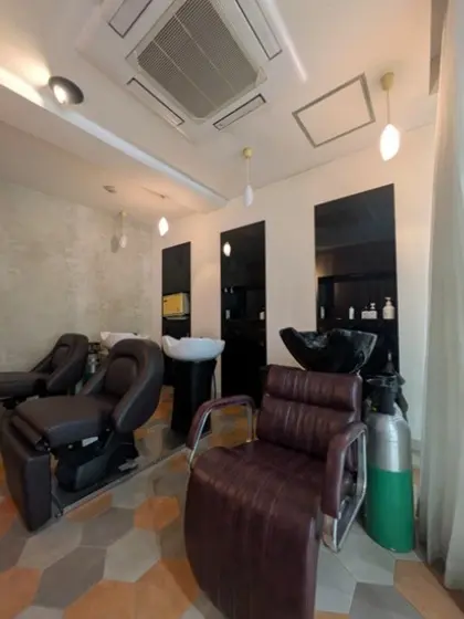 市川の美容室・理容室居抜きの内装