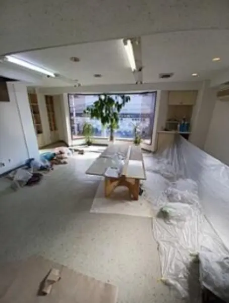 小田栄の事務所仕様店舗物件の内装