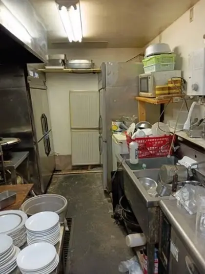 吉川の居抜き店舗の厨房