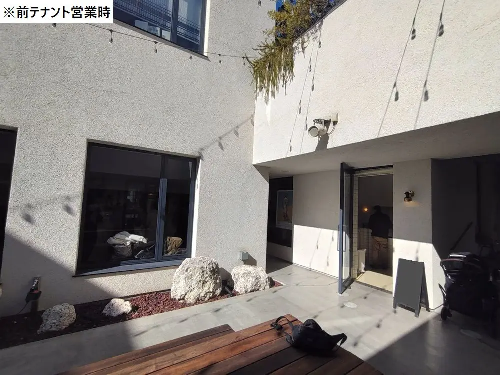 下北沢のケーキ屋居抜きの外観