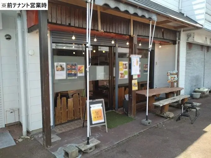 居酒屋の居抜き物件のエントランス