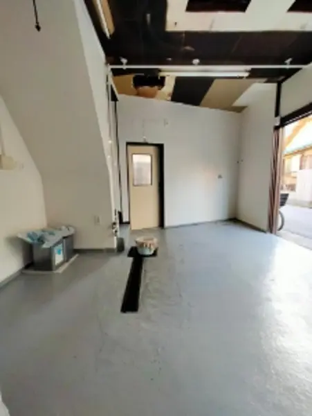 武蔵小山の事務所仕様店舗物件の内装