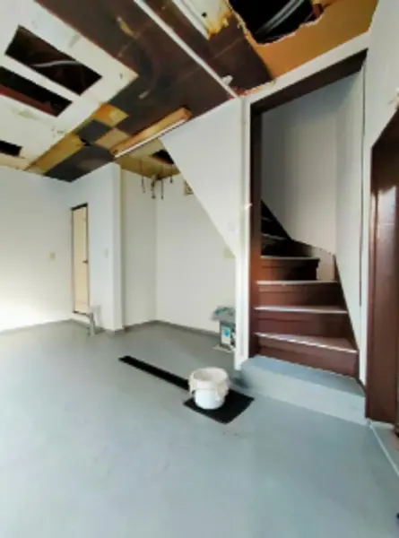 武蔵小山の事務所仕様店舗物件の内装