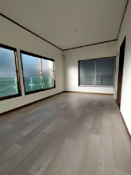 貸店舗(事務所仕様)の内装