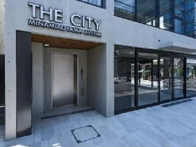 貸店舗(スケルトン)の外観