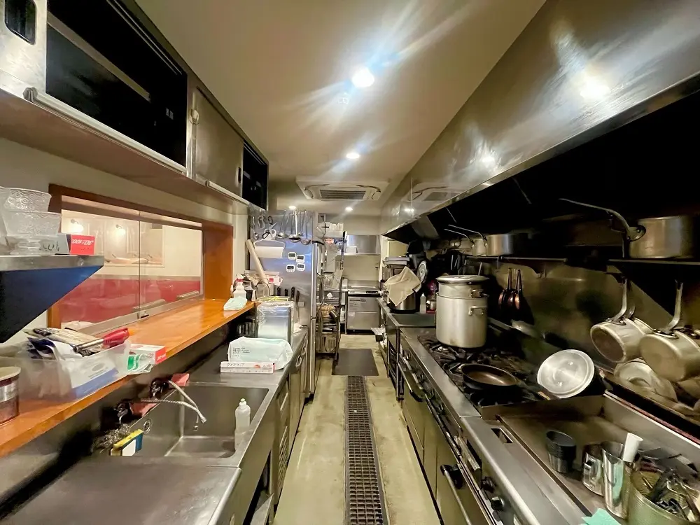 ビストロ・洋食の居抜き物件の厨房
