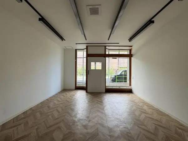 東久留米の物販居抜きの内装