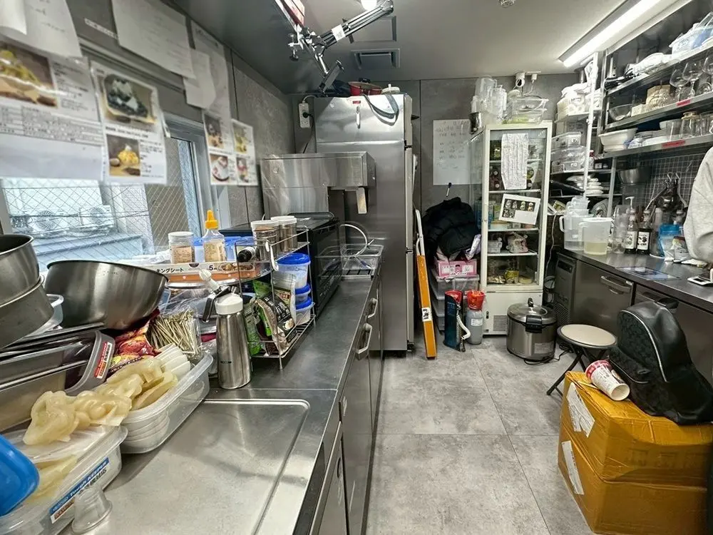 浅草の居抜き店舗の厨房