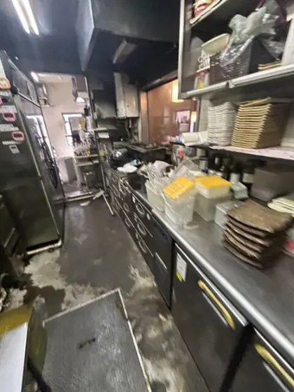 越谷の居抜き店舗の厨房