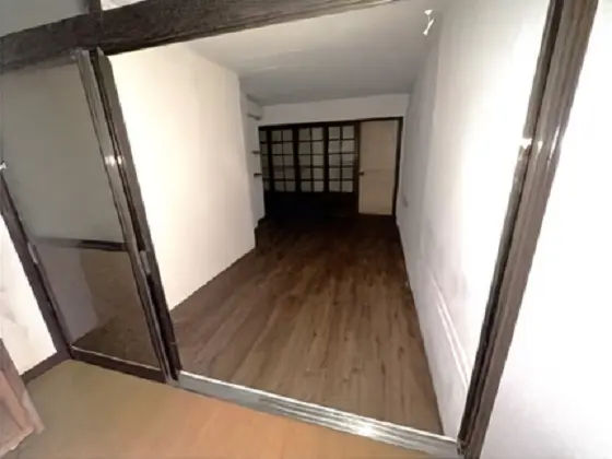 入谷の事務所仕様物件の内装