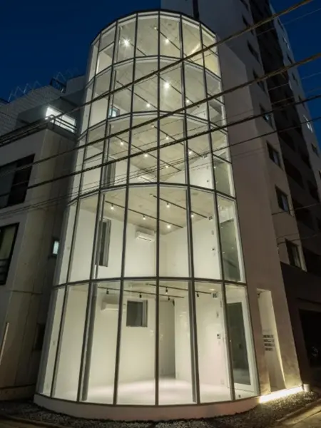 貸店舗(スケルトン)の外観