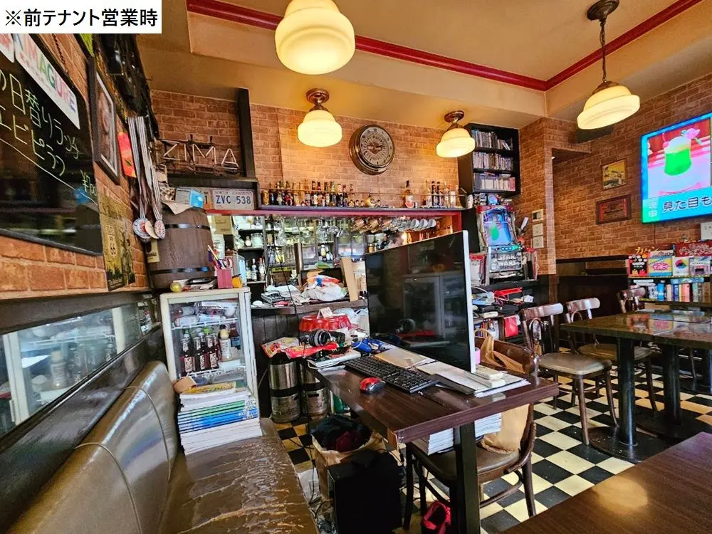 鶯谷のカフェ・喫茶店居抜きの内装