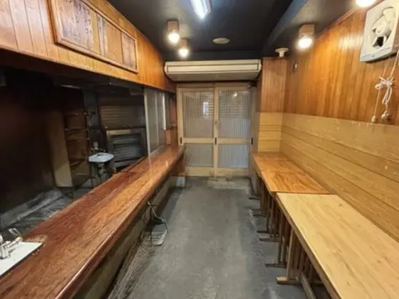 東伏見の居酒屋居抜きの内装