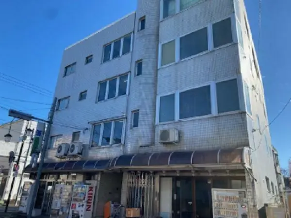 一橋学園のスケルトン物件の外観