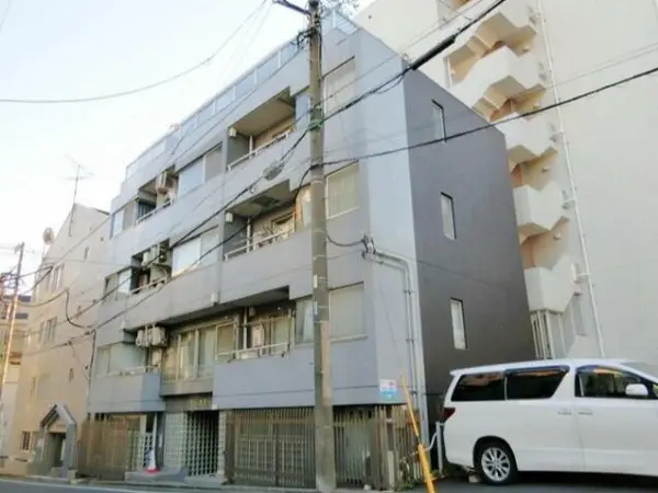 黄金町の事務所仕様物件の外観