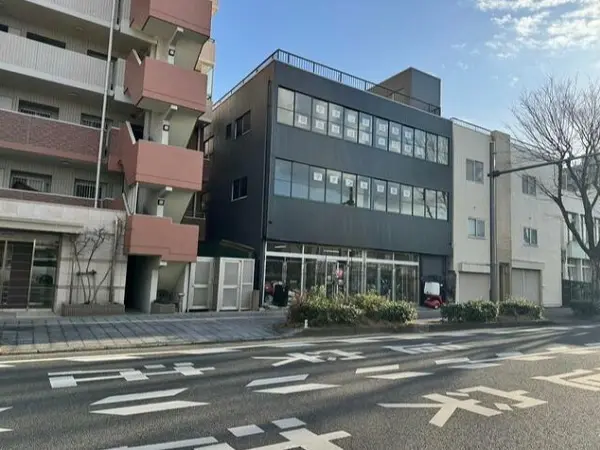 平塚のスケルトン物件の外観