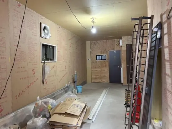 入谷のスケルトン物件の内装