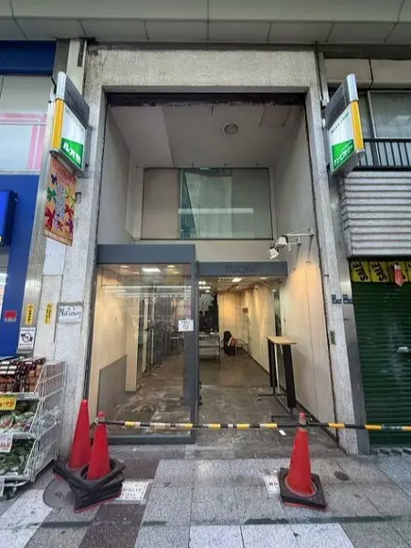 蒲田の居抜き店舗のエントランス