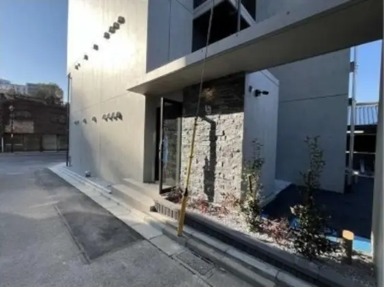 北浦和のスケルトン店舗物件の外観