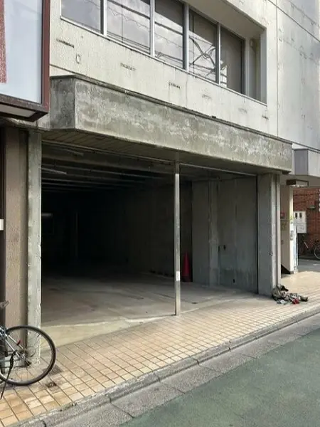 上石神井のスケルトン店舗物件の内装