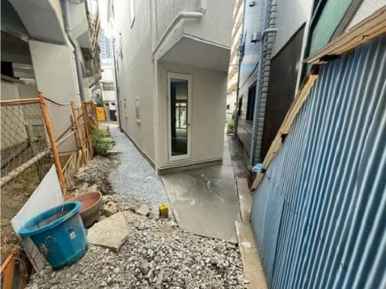 町屋のスケルトン物件の外観