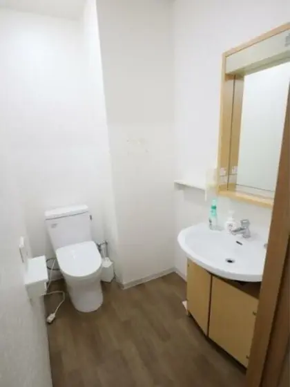 入谷の事務所仕様店舗物件のトイレ