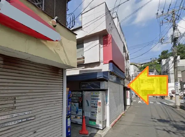 貸店舗(スケルトン)の外観