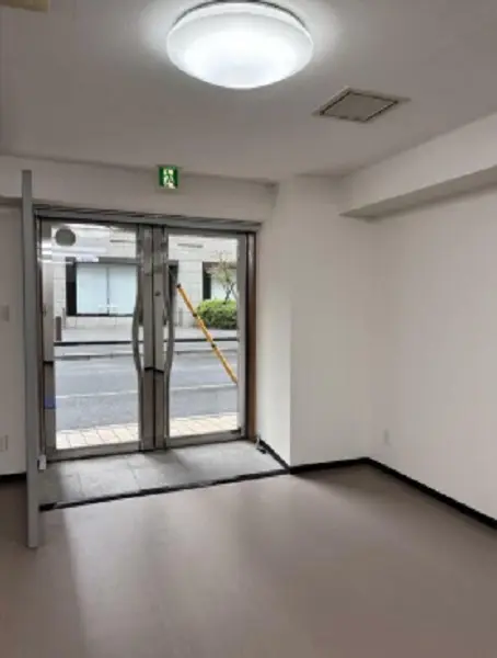 貸店舗(事務所仕様)の内装