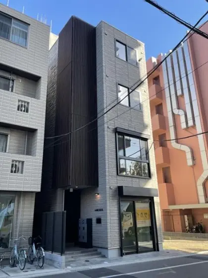 貸店舗(スケルトン)の外観