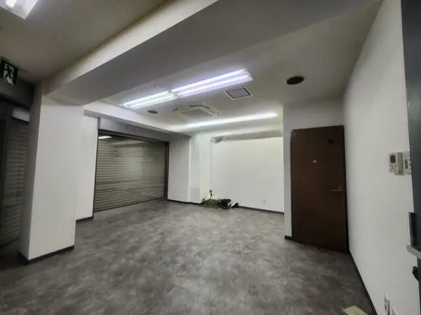 門前仲町の事務所仕様店舗物件の内装