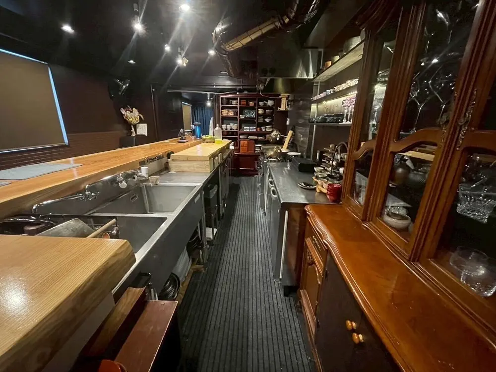 千駄木の居抜き店舗の厨房