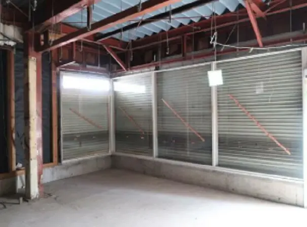 矢部のスケルトン物件の内装