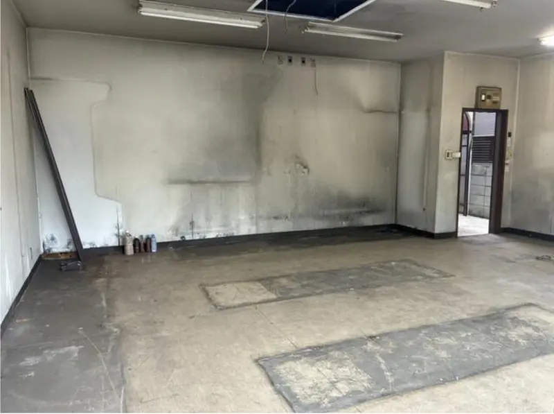 貸店舗(事務所仕様)の内装