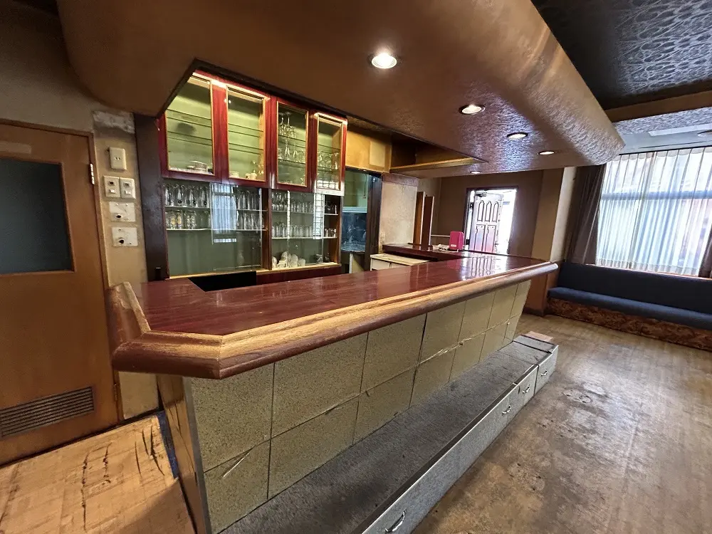 スナック・パブの居抜き物件の内装