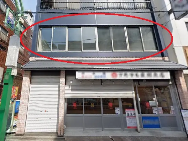 貸店舗(スケルトン)の外観