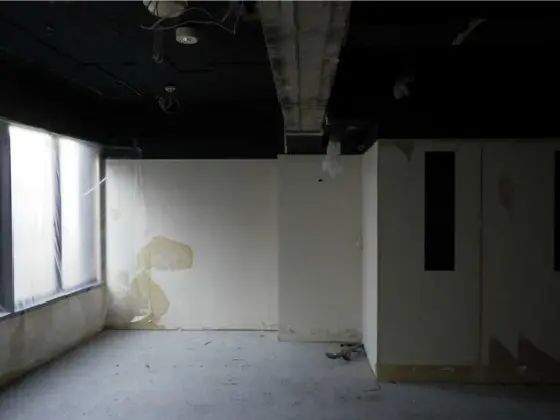 貸店舗(スケルトン)の内装