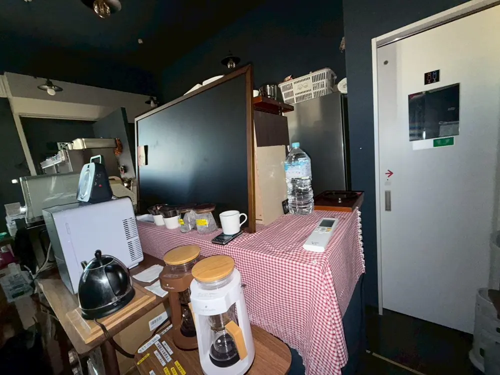 西武柳沢のテイクアウト居抜きの内装