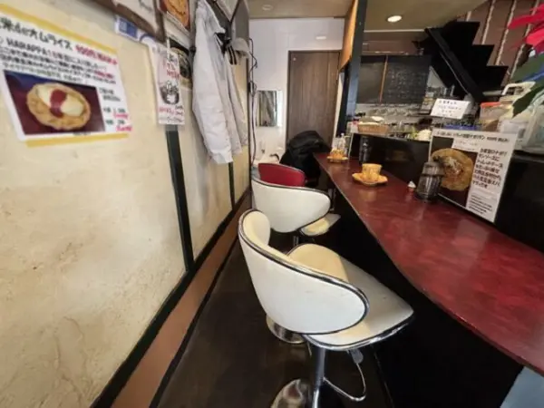 ダイニングバーの居抜き物件の内装