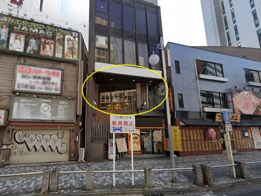 貸店舗(スケルトン)の外観